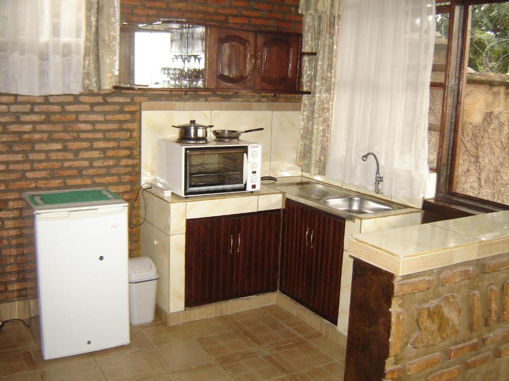 Gallery image 2