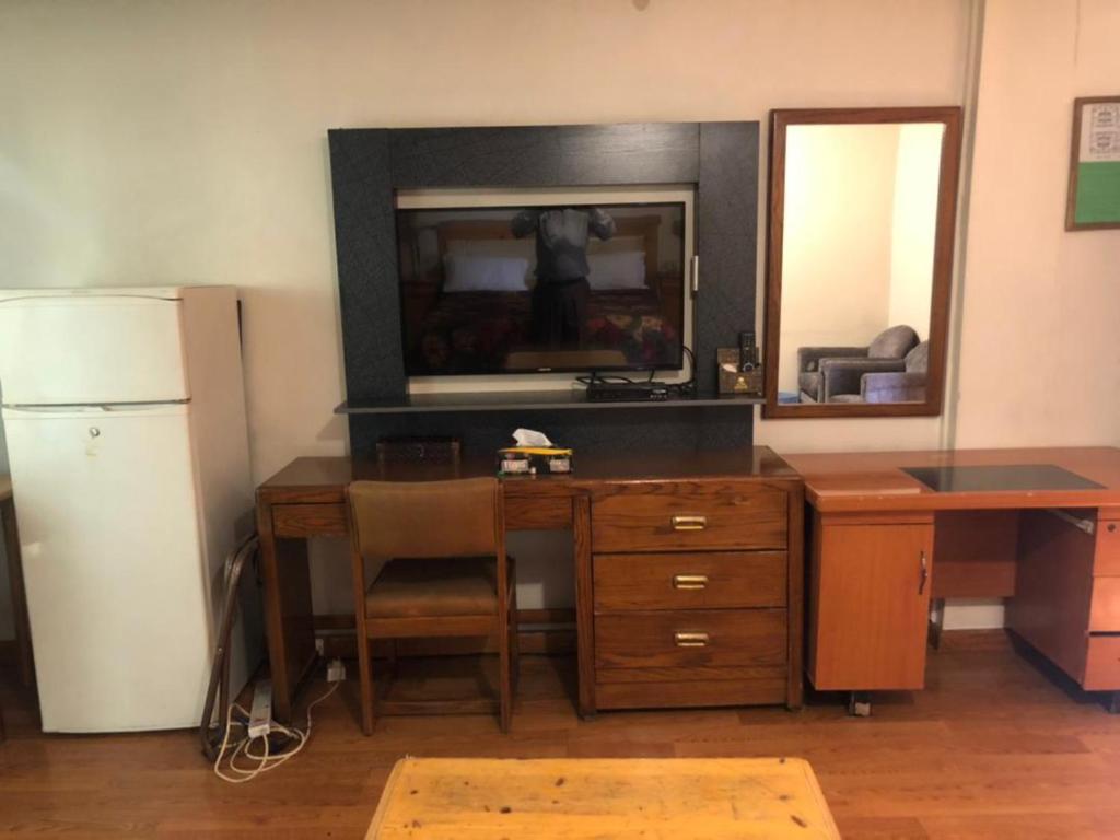 Gallery image 2