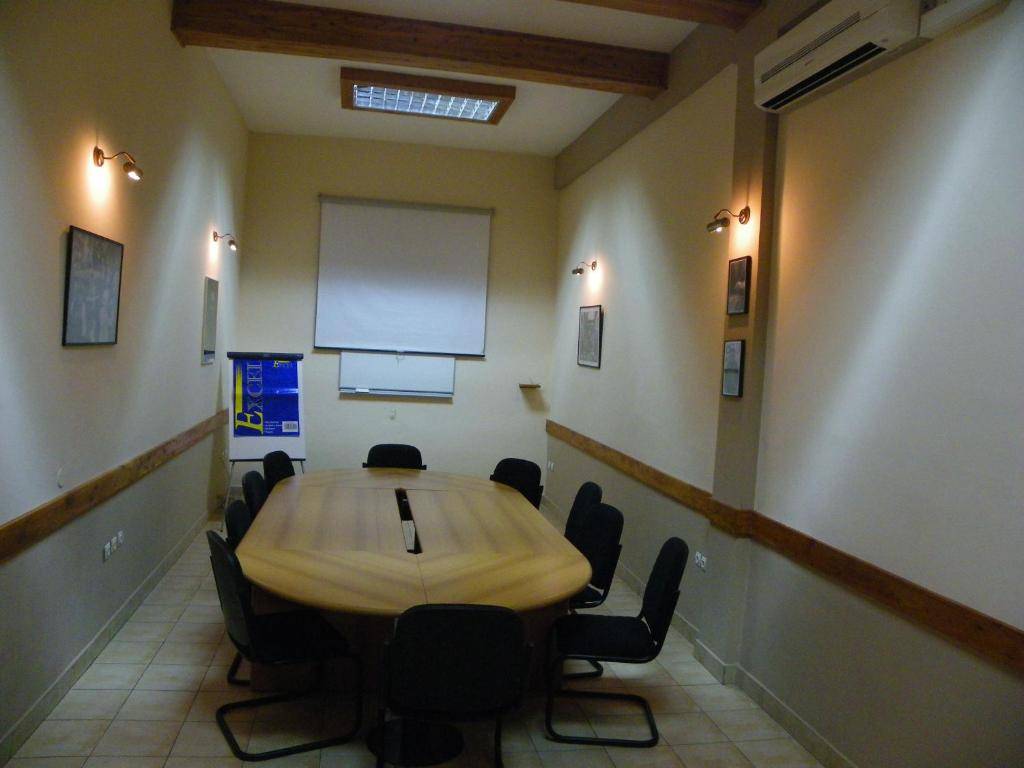 Gallery image 1