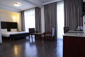Deluxe Double Room With  Balcony