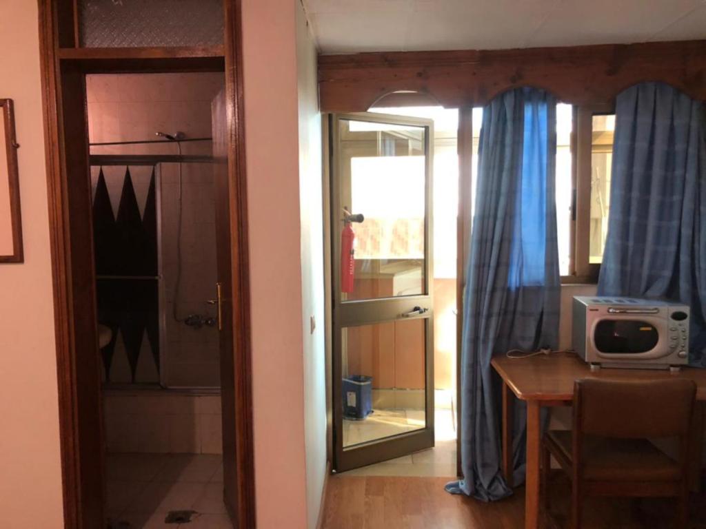 One Bedroom Apartment