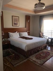 Deluxe  Suite
