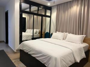 Two Bedroom Deluxe Apartment with Balcony