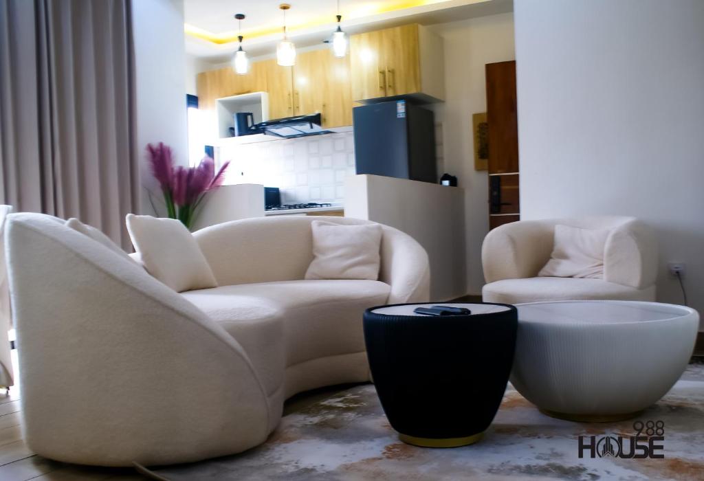 Deluxe  one  Bedroom Apartment with city view